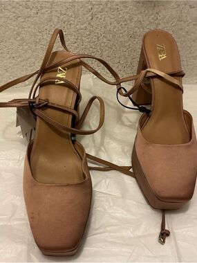 NWT Zara Dusty Rose Suede Square-Toe Lace-Up Block Heels US8/39